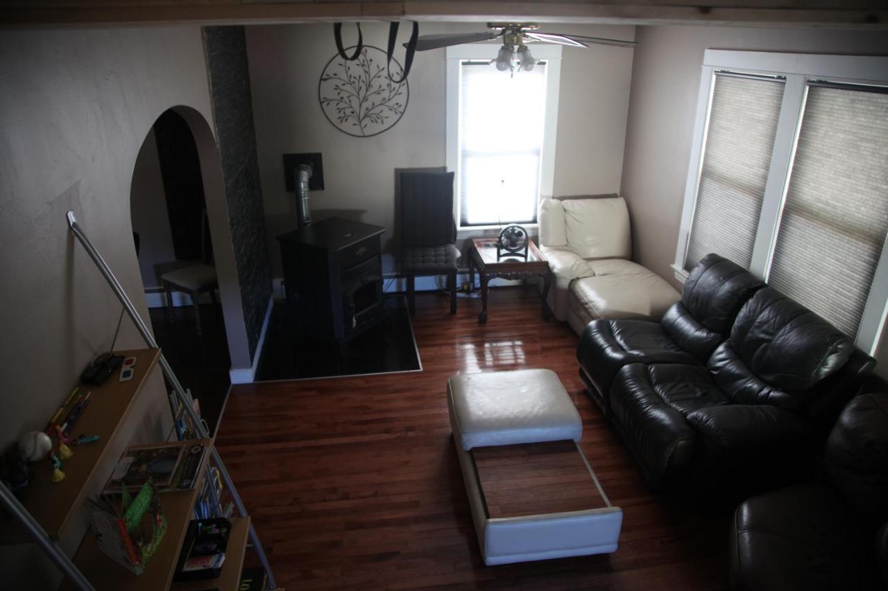 Charming Home Near Ski Areas Rumford Экстерьер фото