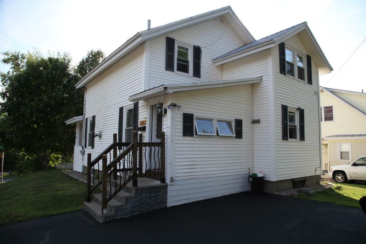Charming Home Near Ski Areas Rumford Экстерьер фото