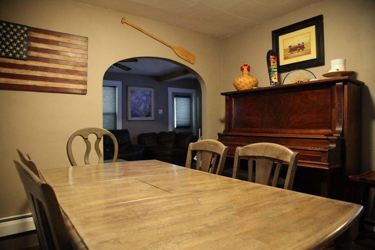 Charming Home Near Ski Areas Rumford Экстерьер фото