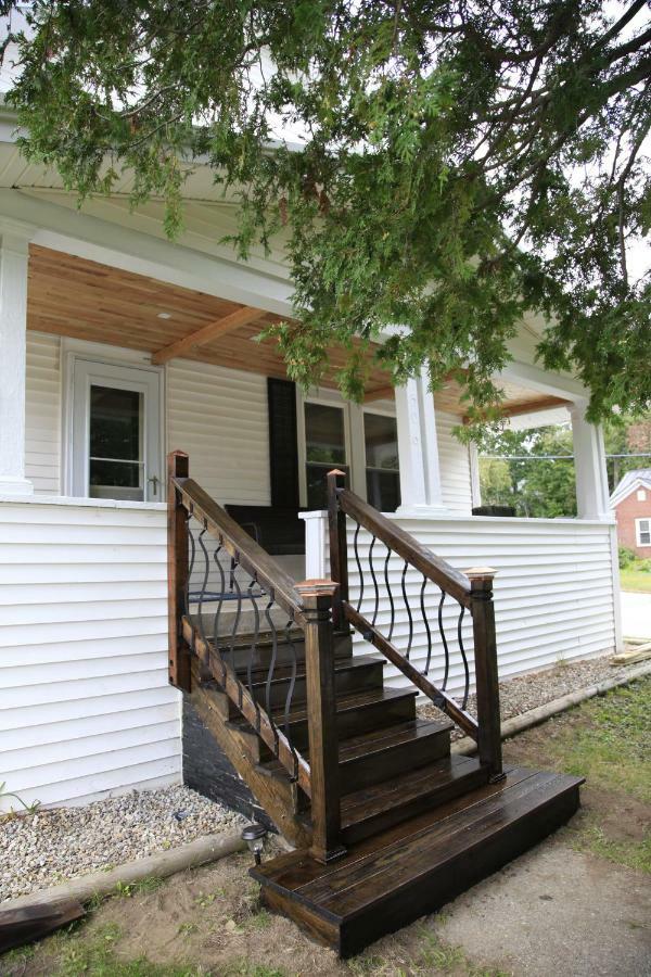 Charming Home Near Ski Areas Rumford Экстерьер фото